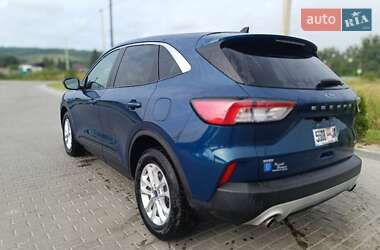 Внедорожник / Кроссовер Ford Escape 2019 в 
