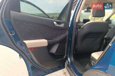 Внедорожник / Кроссовер Ford Escape 2019 в 
