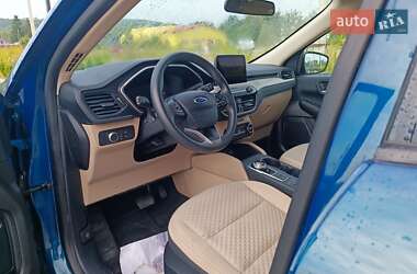 Внедорожник / Кроссовер Ford Escape 2019 в 
