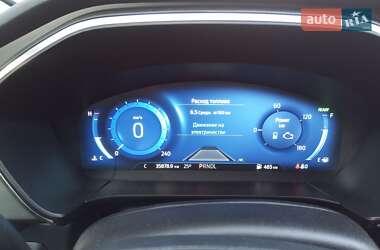 Внедорожник / Кроссовер Ford Escape 2021 в 