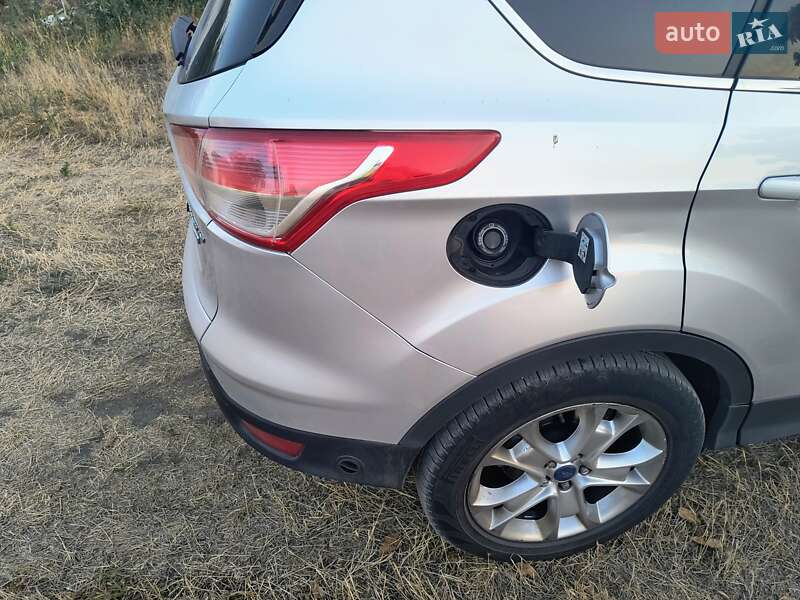Внедорожник / Кроссовер Ford Escape 2014 в Днепре