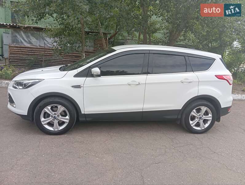 Внедорожник / Кроссовер Ford Escape 2014 в Каменском