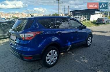 Внедорожник / Кроссовер Ford Escape 2016 в Ровно
