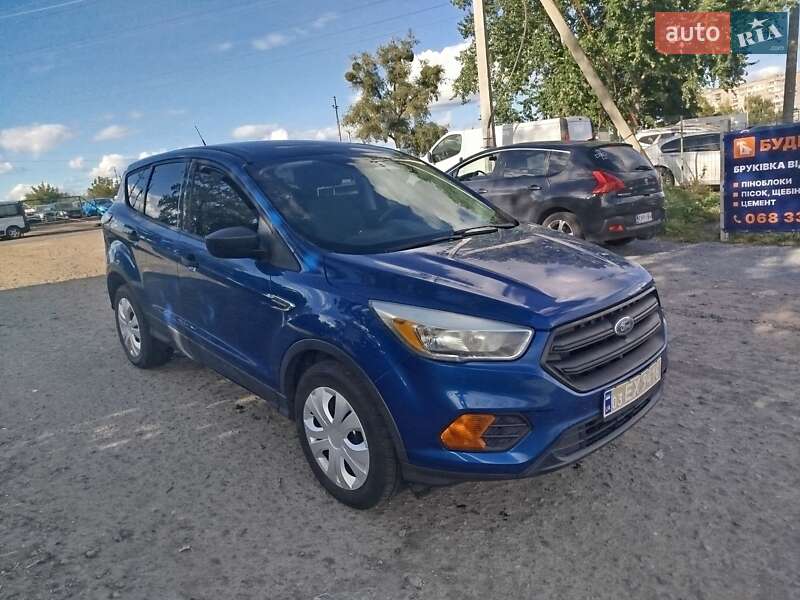 Внедорожник / Кроссовер Ford Escape 2017 в Ровно