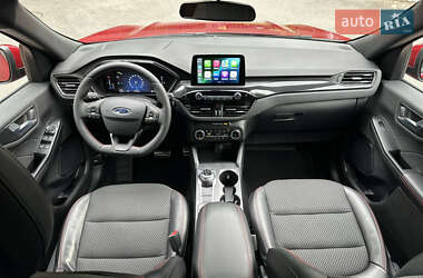 Внедорожник / Кроссовер Ford Escape 2024 в 