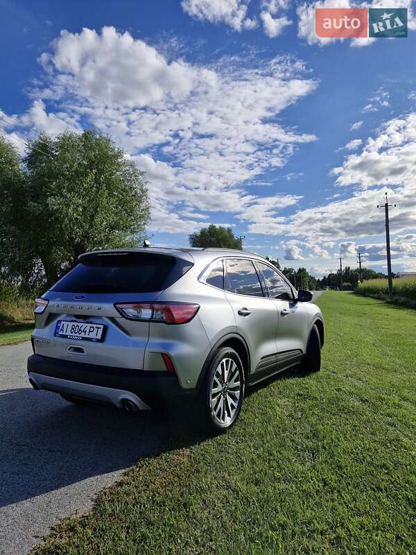 Внедорожник / Кроссовер Ford Escape 2021 в Киеве