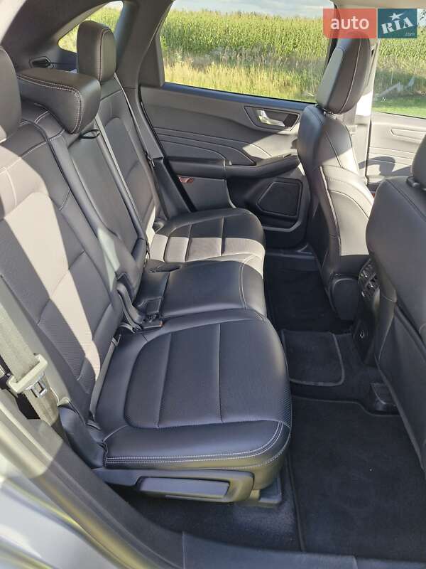 Внедорожник / Кроссовер Ford Escape 2021 в Киеве