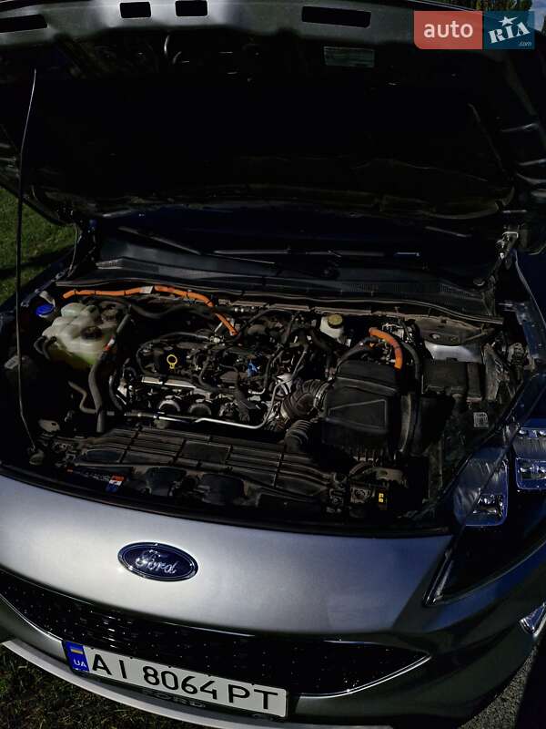 Внедорожник / Кроссовер Ford Escape 2021 в Киеве