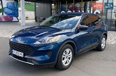 Внедорожник / Кроссовер Ford Escape 2020 в Киеве