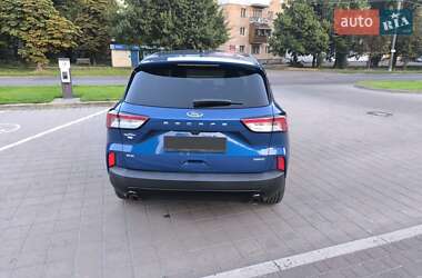 Внедорожник / Кроссовер Ford Escape 2022 в 