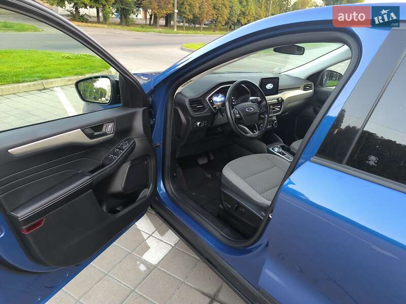 Внедорожник / Кроссовер Ford Escape 2022 в Черкассах