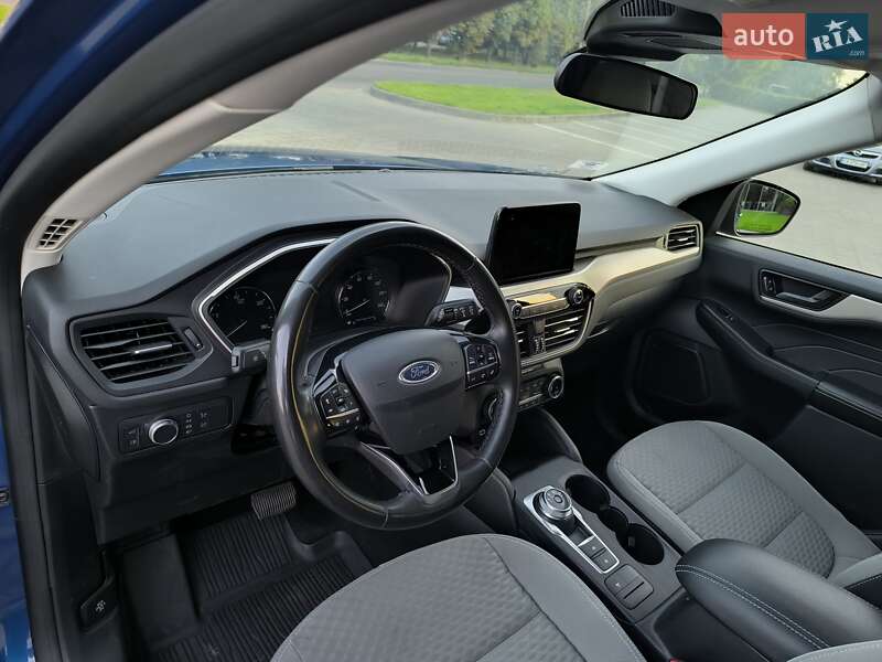 Внедорожник / Кроссовер Ford Escape 2022 в Черкассах