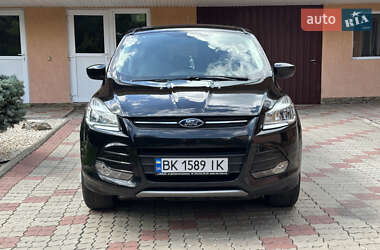 Внедорожник / Кроссовер Ford Escape 2014 в 