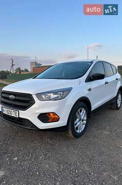 Внедорожник / Кроссовер Ford Escape 2019 в Остер