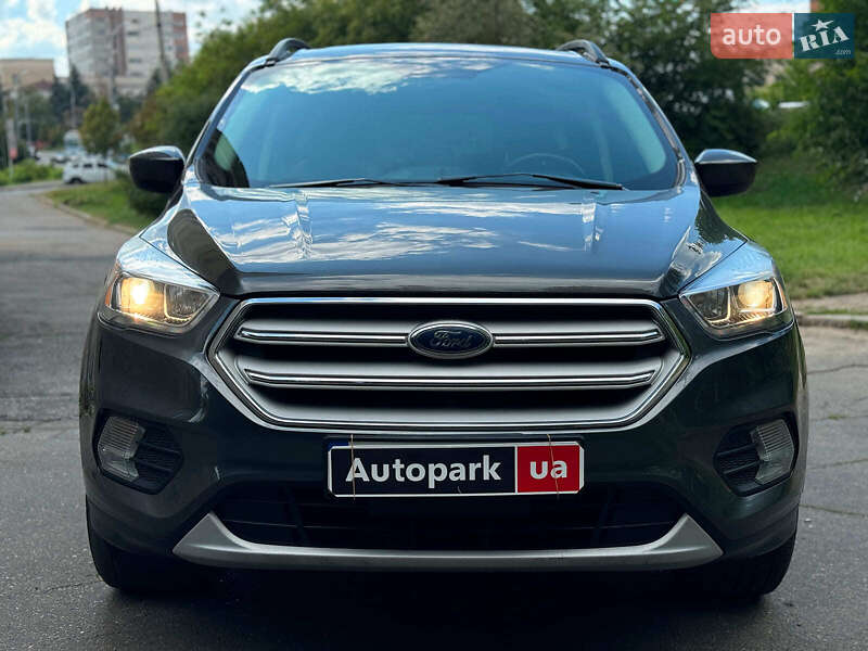 Внедорожник / Кроссовер Ford Escape 2018 в Виннице