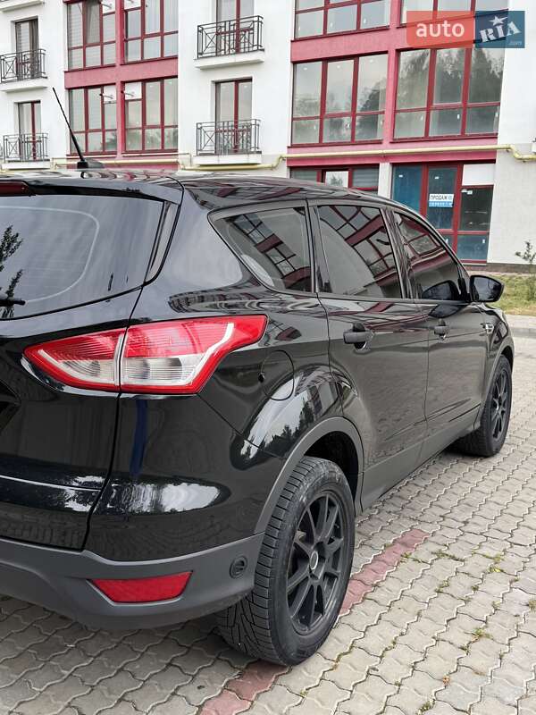 Внедорожник / Кроссовер Ford Escape 2014 в Ивано-Франковске