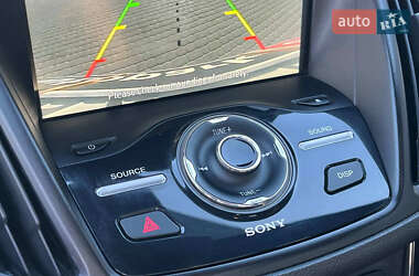 Внедорожник / Кроссовер Ford Escape 2017 в 