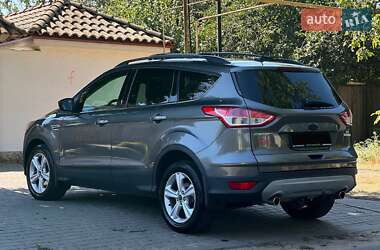 Внедорожник / Кроссовер Ford Escape 2013 в 
