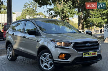 Внедорожник / Кроссовер Ford Escape 2017 в 