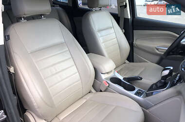 Внедорожник / Кроссовер Ford Escape 2013 в 