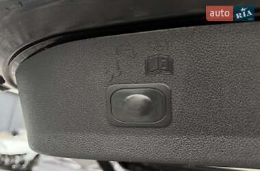 Внедорожник / Кроссовер Ford Escape 2013 в 