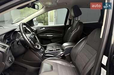 Внедорожник / Кроссовер Ford Escape 2013 в 