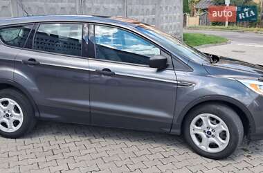 Внедорожник / Кроссовер Ford Escape 2017 в 