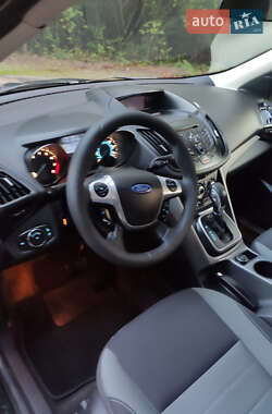 Внедорожник / Кроссовер Ford Escape 2013 в 