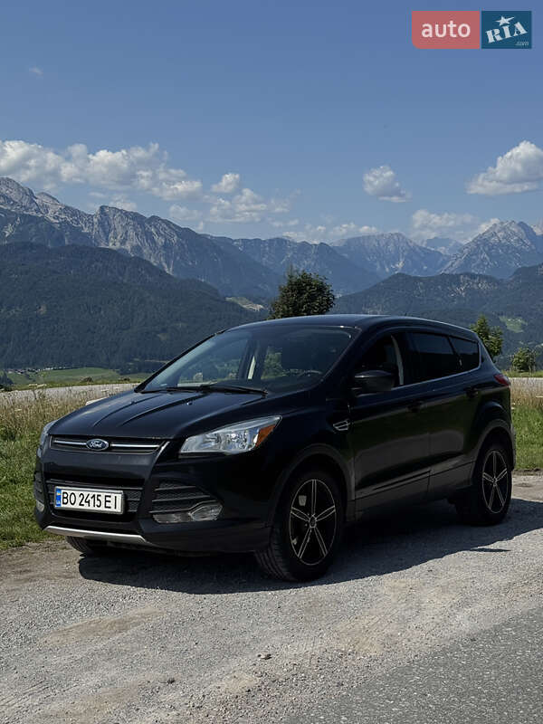 Внедорожник / Кроссовер Ford Escape 2015 в Тернополе