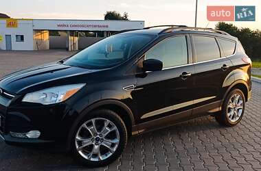 Внедорожник / Кроссовер Ford Escape 2012 в 