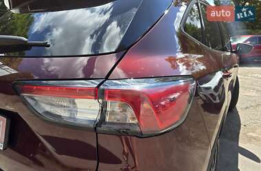 Внедорожник / Кроссовер Ford Escape 2021 в 