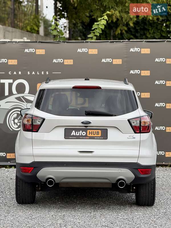 Внедорожник / Кроссовер Ford Escape 2017 в Харькове
