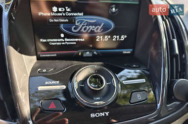 Внедорожник / Кроссовер Ford Escape 2014 в 