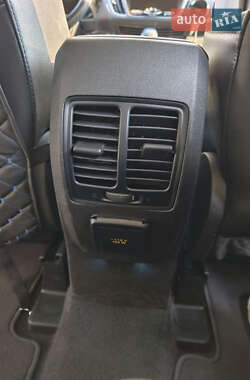 Внедорожник / Кроссовер Ford Escape 2014 в 