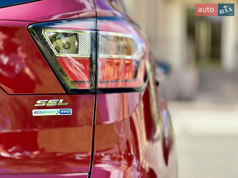 Внедорожник / Кроссовер Ford Escape 2018 в Киеве