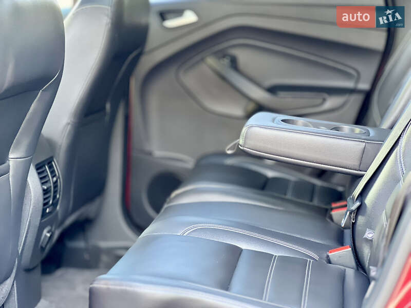 Внедорожник / Кроссовер Ford Escape 2018 в Киеве