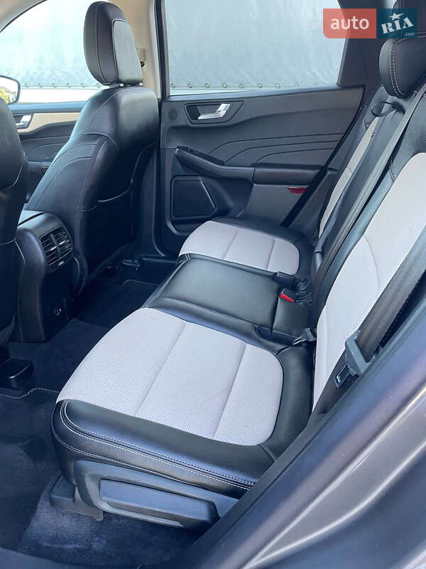 Внедорожник / Кроссовер Ford Escape 2022 в Львове