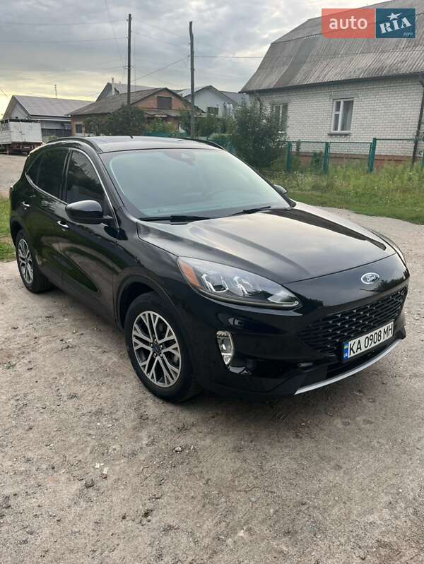 Позашляховик / Кросовер Ford Escape 2021 в Києві