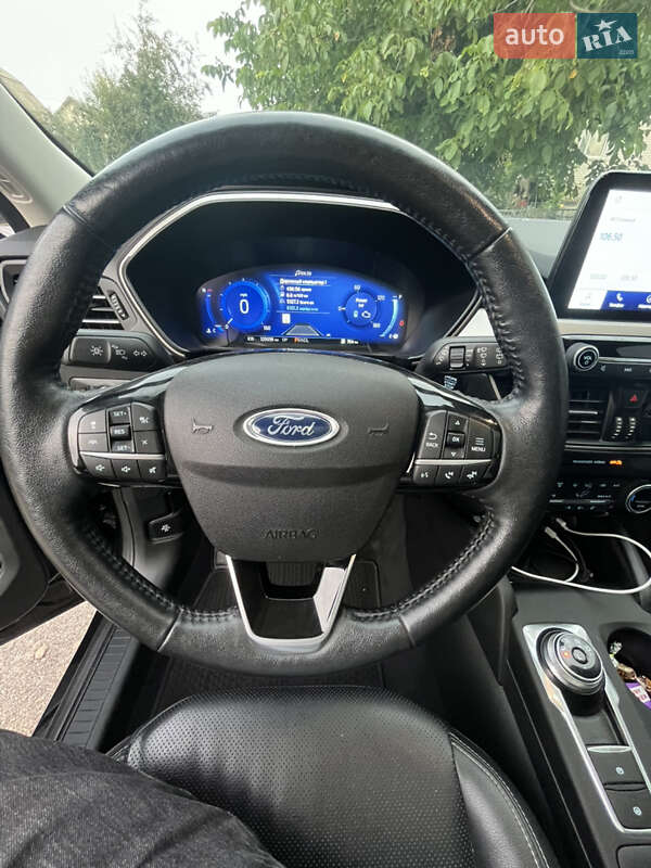 Позашляховик / Кросовер Ford Escape 2021 в Києві