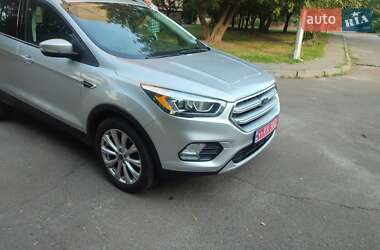 Внедорожник / Кроссовер Ford Escape 2016 в 