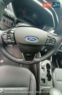 Внедорожник / Кроссовер Ford Escape 2024 в 