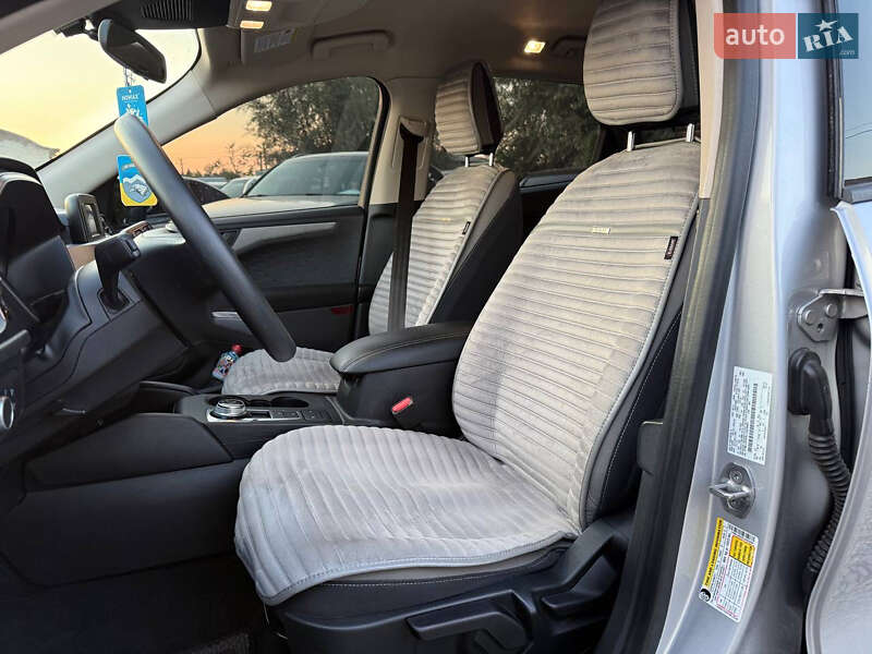 Внедорожник / Кроссовер Ford Escape 2019 в Коломые фото 16 Внедорожник / Кроссовер Ford Escape 2019 в Коломые