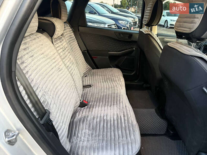 Внедорожник / Кроссовер Ford Escape 2019 в Коломые фото 26 Внедорожник / Кроссовер Ford Escape 2019 в Коломые