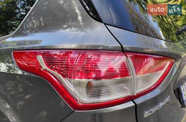 Внедорожник / Кроссовер Ford Escape 2013 в 