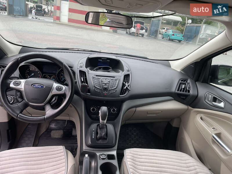 Внедорожник / Кроссовер Ford Escape 2014 в Тернополе
