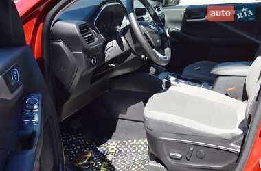 Внедорожник / Кроссовер Ford Escape 2022 в 