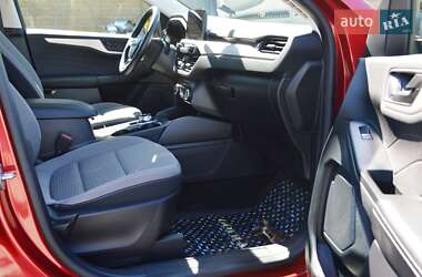 Внедорожник / Кроссовер Ford Escape 2022 в 