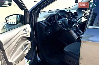 Внедорожник / Кроссовер Ford Escape 2015 в 
