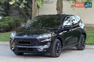 Позашляховик / Кросовер Ford Escape 2020 в Дніпрі