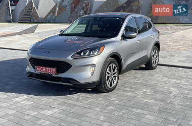 Внедорожник / Кроссовер Ford Escape 2022 в 